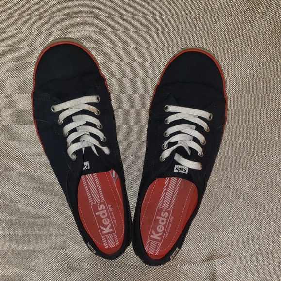 GUC Blue and Red Canvas Keds - Picture 3 of 8
